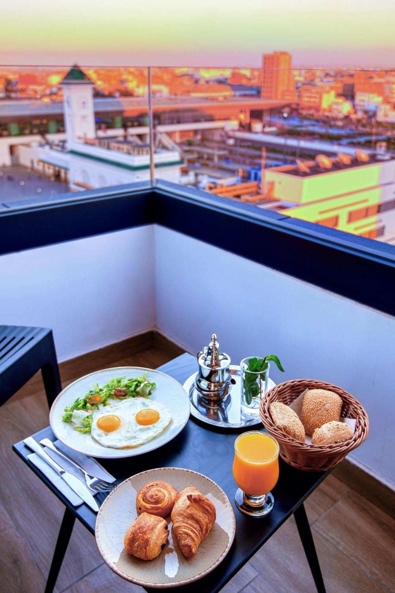 Aday Hotel Casablanca Esterno foto