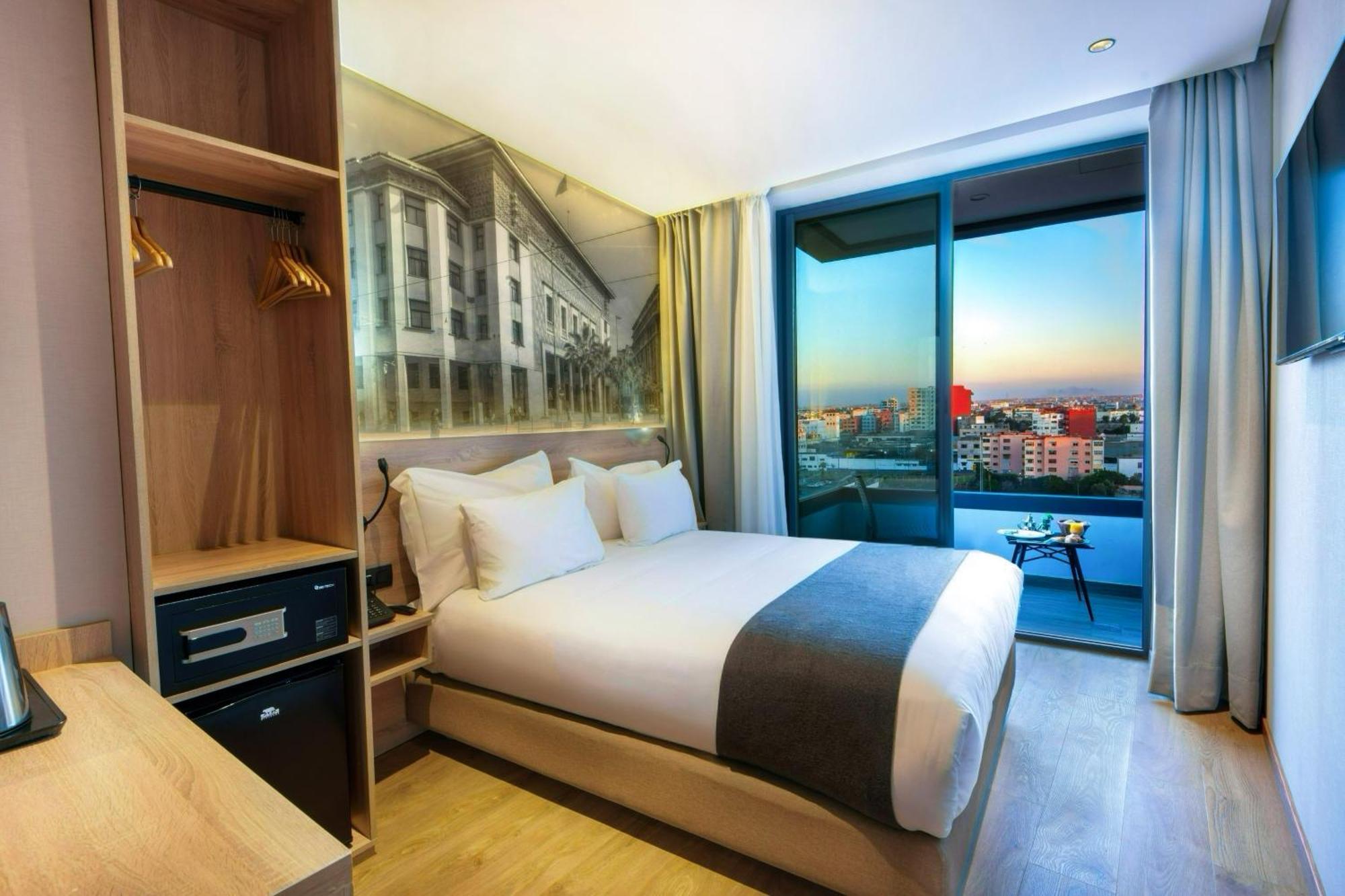 Aday Hotel Casablanca Esterno foto
